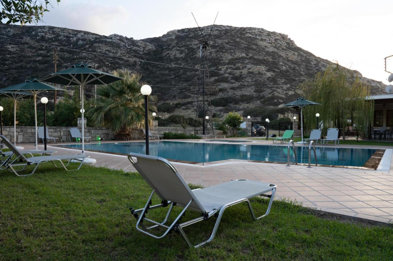 Dimitris Villa Hotel Matala  Bagian luar foto
