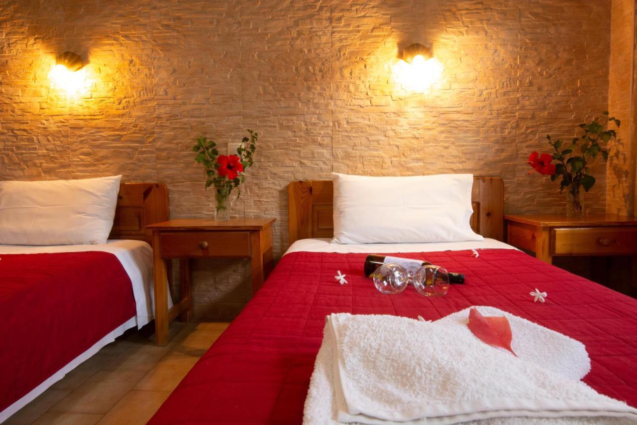 Dimitris Villa Hotel Matala  Bagian luar foto