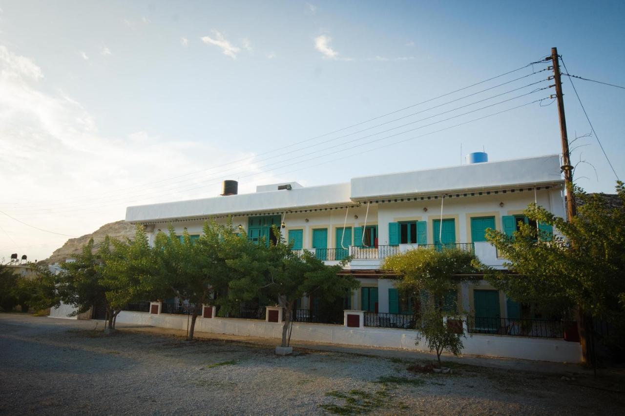 Dimitris Villa Hotel Matala  Bagian luar foto