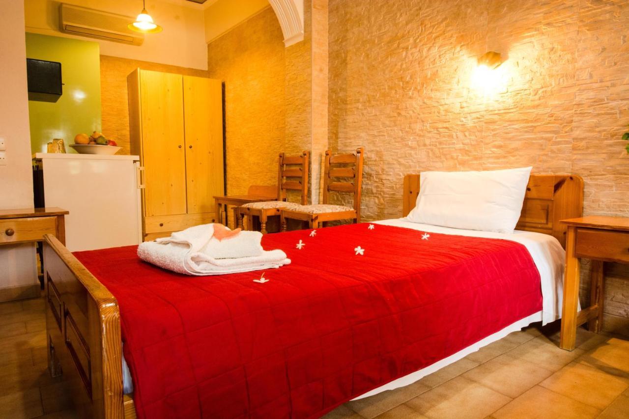 Dimitris Villa Hotel Matala  Bagian luar foto